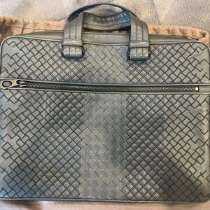 Bottega Veneta Intrecciato Woven Messenger Bag